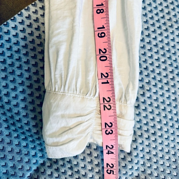 Women’s Crop White Blouse Size L - Picture 4 of 11